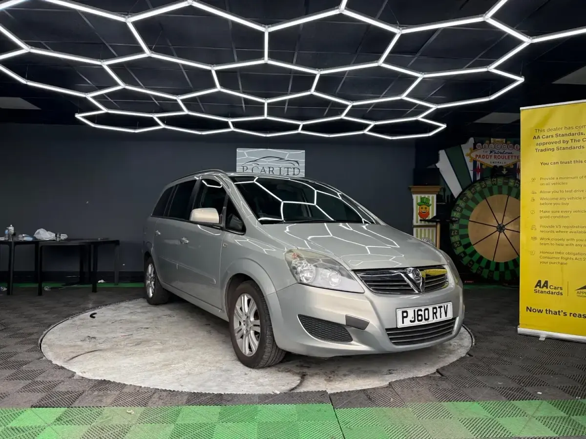 Used Vauxhall Zafira 115 HP (84 kW) 2011 Silver MPV