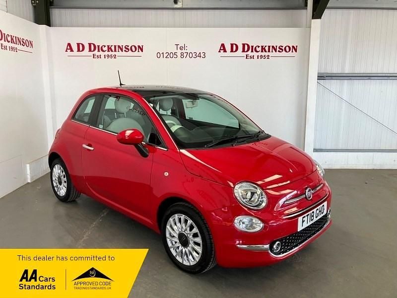 Red Used 2018 Fiat 500 Lounge Hatchback | £6,350 (Fair price) - Image 1/4