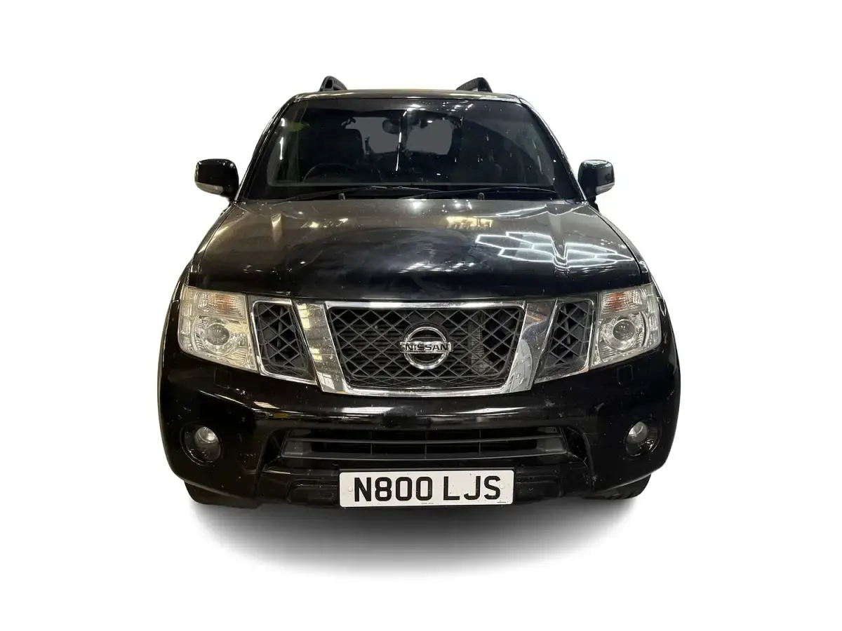 Used Nissan Pathfinder Tekna 174 HP (127 kW) 2010 Black SUV