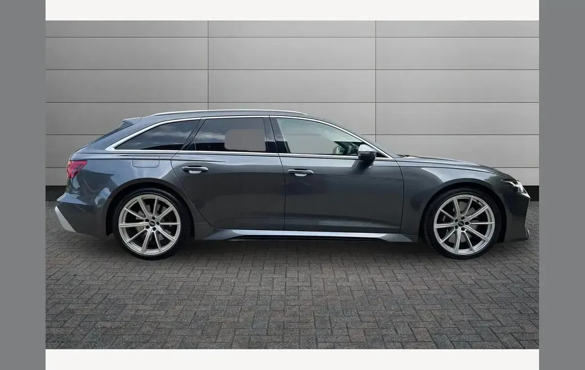 Used Audi RS6 Design 600 HP (441 kW) 2022 Grey Estate