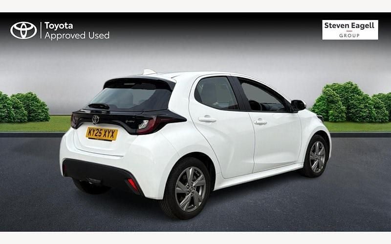 Used Toyota Yaris Hybrid 116 HP (85 kW) 2026 Hatchback