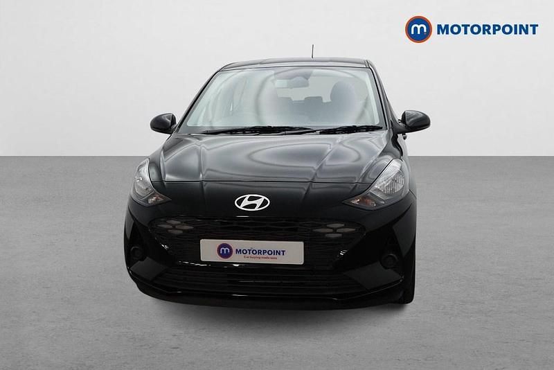 Used Hyundai i10 Advanced 63 HP (46 kW) 2025 Black Hatchback
