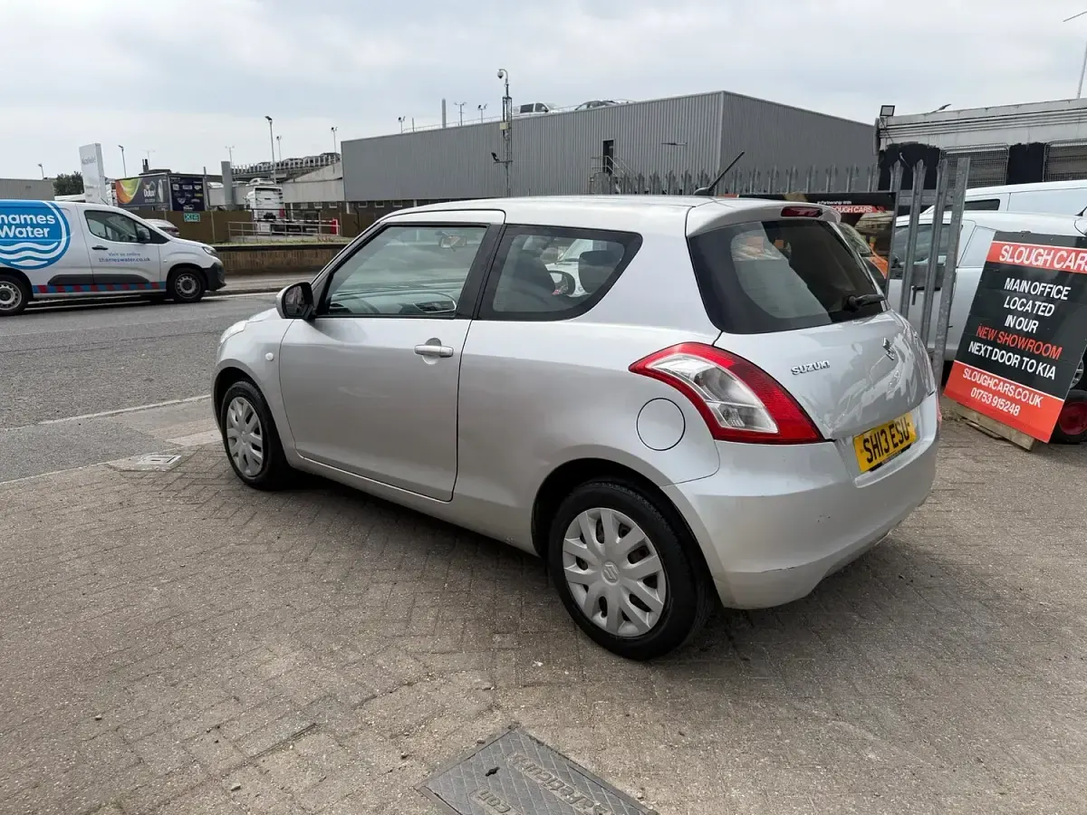 Used Suzuki Swift 2013 Silver Hatchback