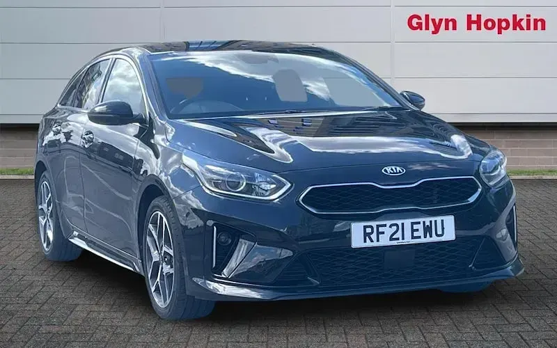 Usado Kia ProCeed GT-Line 160 HP (117 kW) 2021 Carrinha
