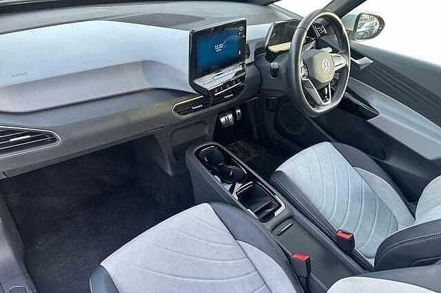 Used VW ID.3 Pro Performance 150 kW (204 HP) 2023 Silver Hatchback