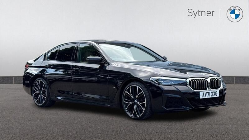 Black Used 2022 BMW 520 M Sport | £28,500 (Fair price) - Image 1/4