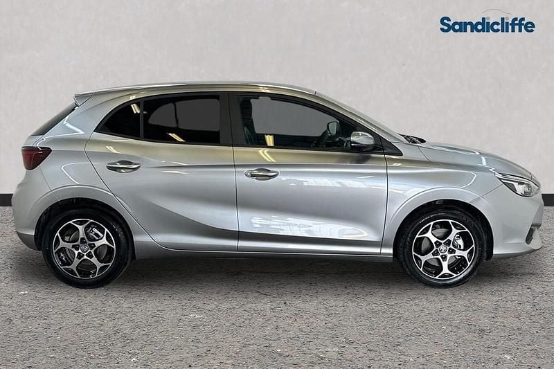 New MG MG3 Trophy 115 HP (84 kW) 2026 Metallic  monument silver Hatchback