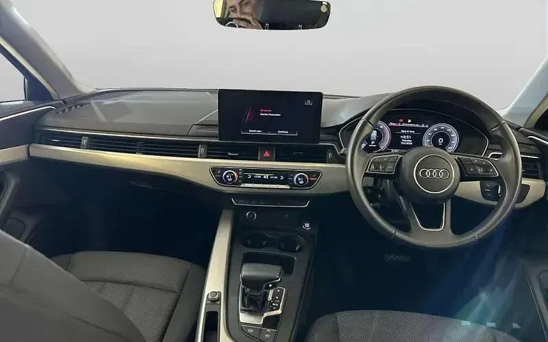 Usado Audi A4 Advanced 150 CV (110 kW) 2023 Blanco Familiar