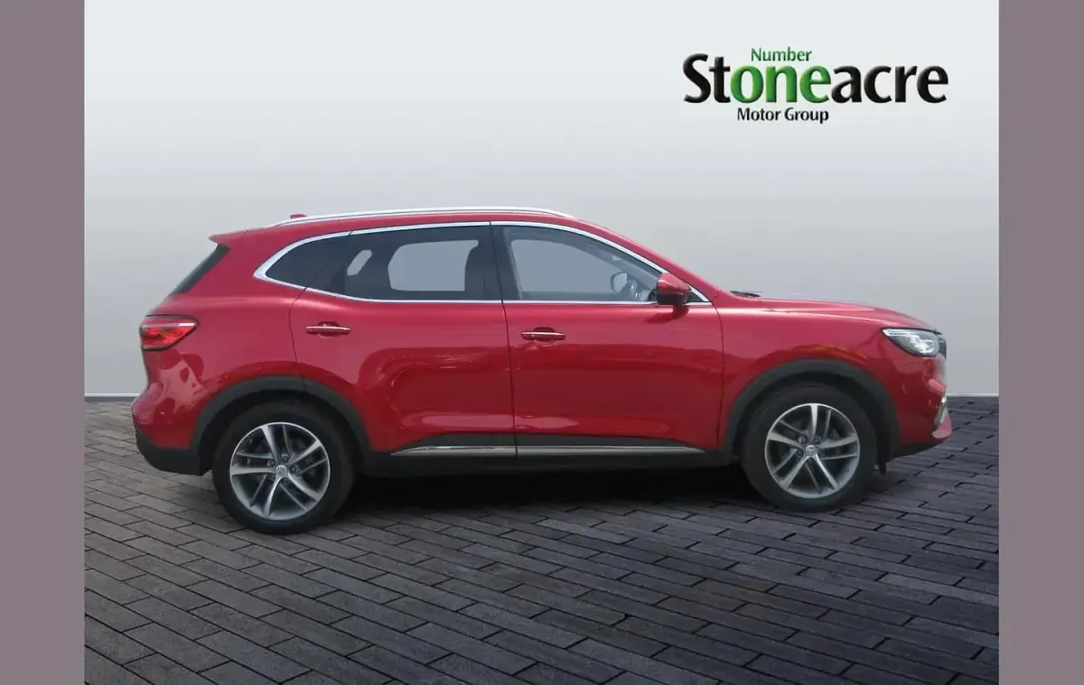 Used MG HS Exclusive 162 HP (119 kW) 2022 Red SUV