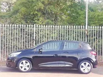 Used Renault Clio Dynamique 90 HP (66 kW) 2016 Black Hatchback