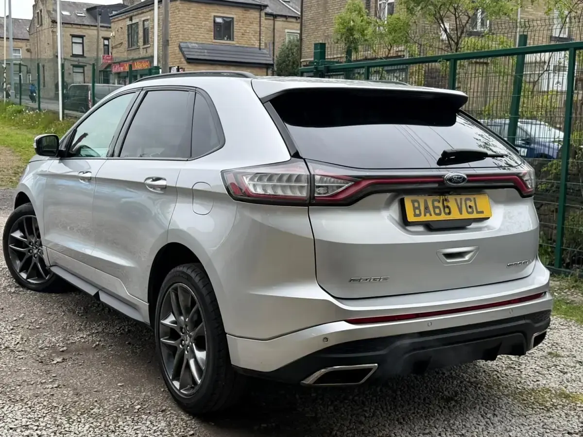 Usado Ford Edge Sport 210 HP (154 kW) 2017 Prateado SUV