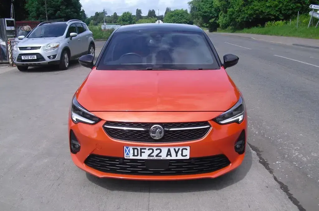 Used Vauxhall Corsa Edition 100 HP (73 kW) 2022 Orange Hatchback