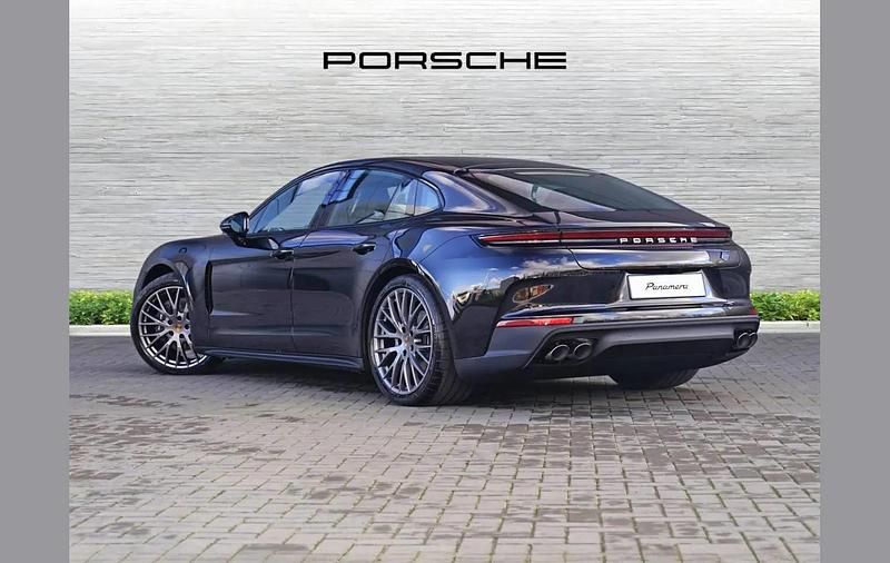 Used Porsche Panamera 349 HP (256 kW) 2025 Black Sedan