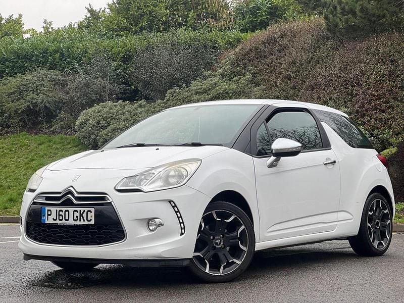 Used Citroën DS3 110 HP (80 kW) 2010 White Hatchback