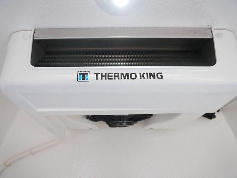 Image 3/4