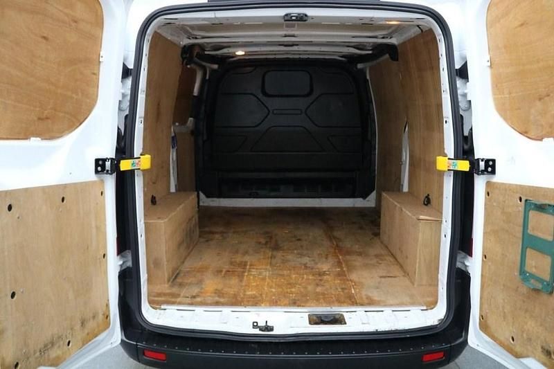 Used Ford Transit Custom 105 HP (77 kW) 2020 White Van