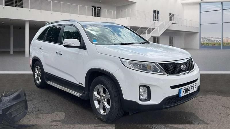 White Used 2014 Kia Sorento 2 SUV | £8,910 (Good price) - Image 1/4