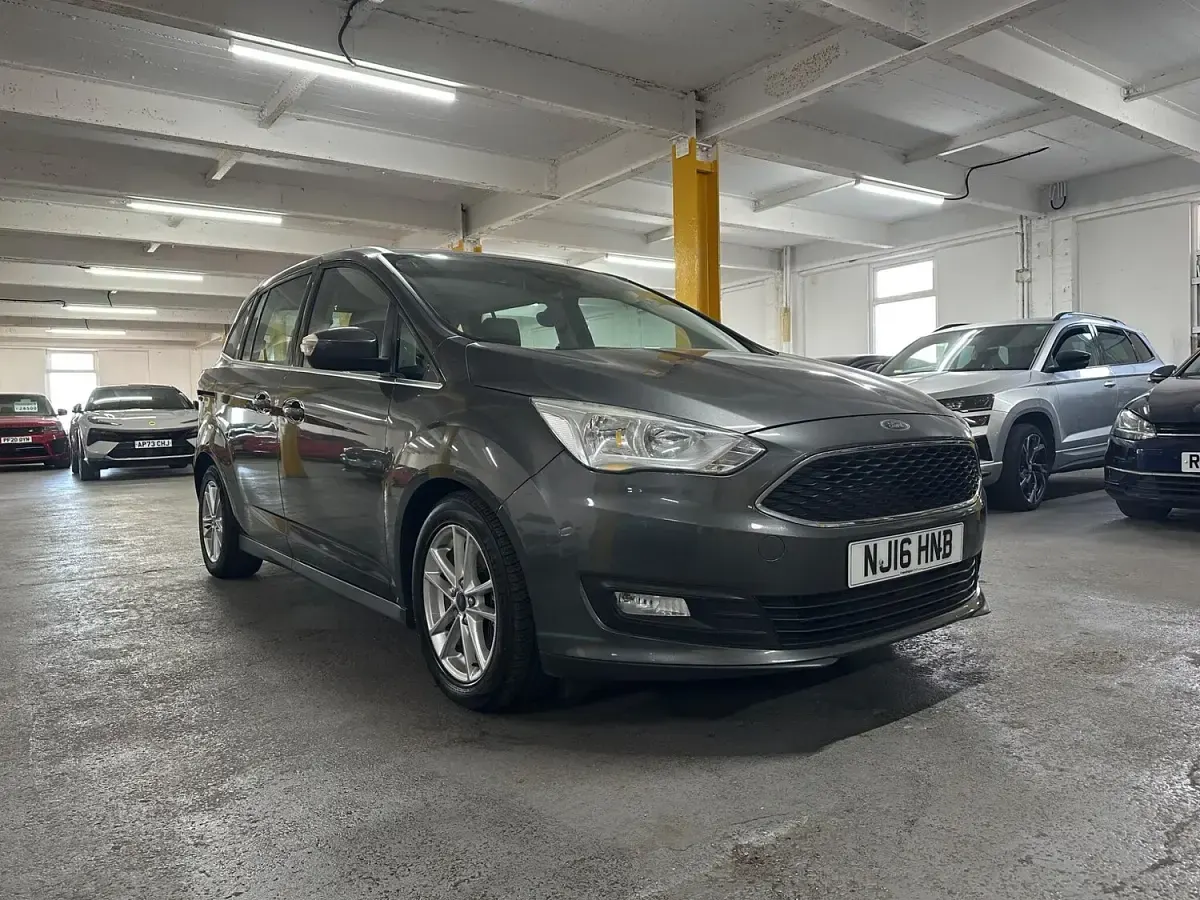 Used Ford Grand C-Max Zetec 120 HP (88 kW) 2016 Grey MPV