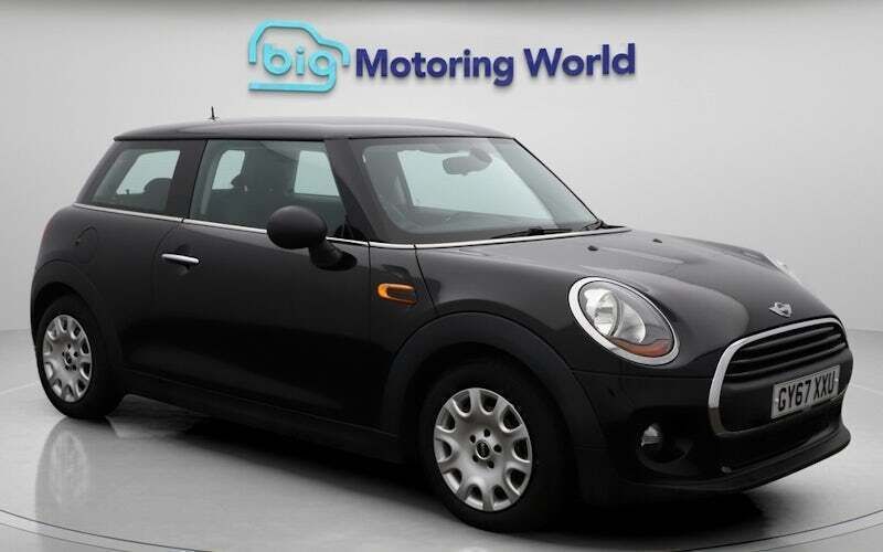 Used 2017 Mini ONE Hatch Hatchback | £8,300 (Fair price) - Image 1/4
