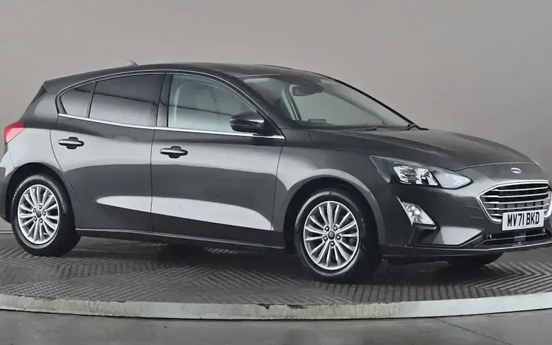 Käytetty Ford Focus Titanium 120 HP (88 kW) 2021 Viistoperä