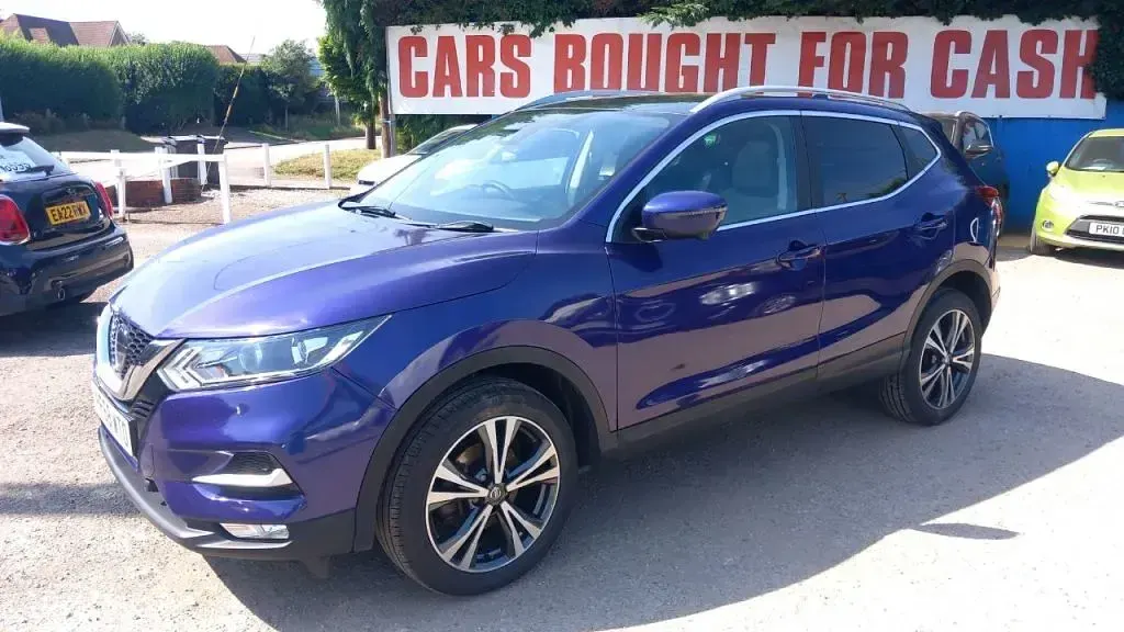 Used Nissan Qashqai N-Connecta 115 HP (84 kW) 2018 Blue SUV