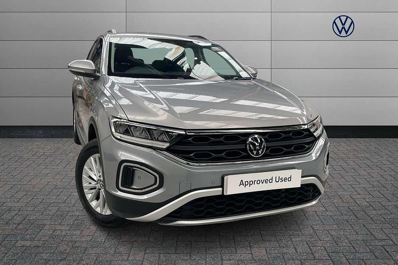 Silver Used 2024 VW T-Roc Life SUV | £19,589 (Good price) - Image 1/4