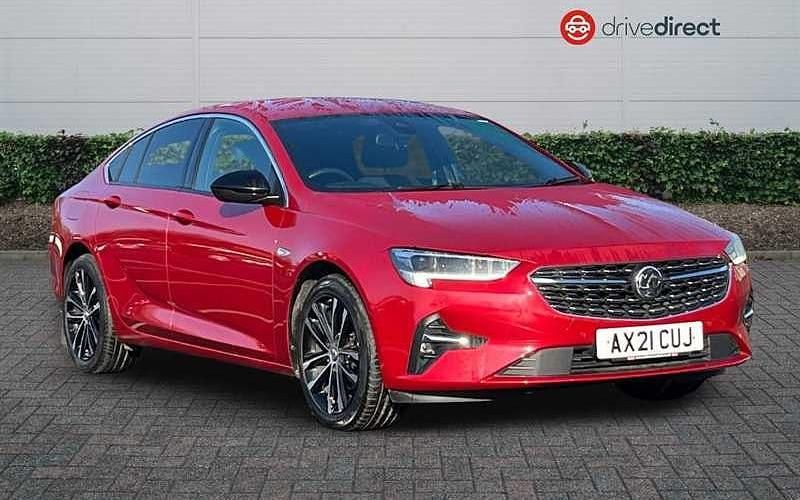 Used Vauxhall Insignia Sport 122 HP (89 kW) 2021 Red Hatchback