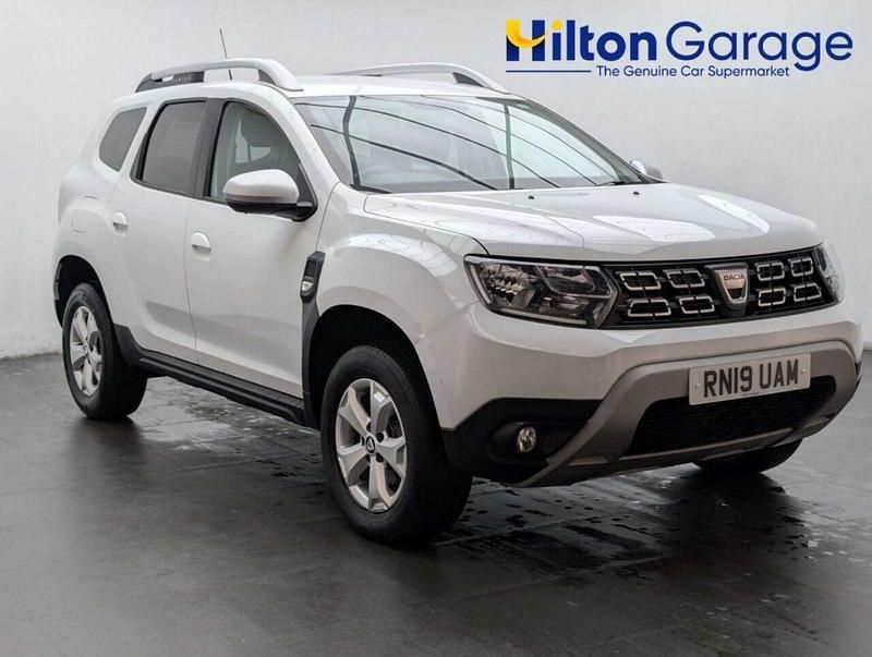 Used Dacia Duster Comfort 130 HP (95 kW) 2019 White SUV