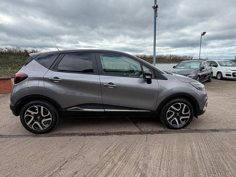 Second-hand Renault Captur Iconic 90 CP (66 kW) 2019 Gri SUV