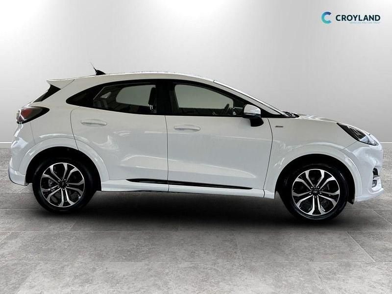 Begagnad Ford Puma ST-Line 125 HK (91 kW) 2020 Vit SUV