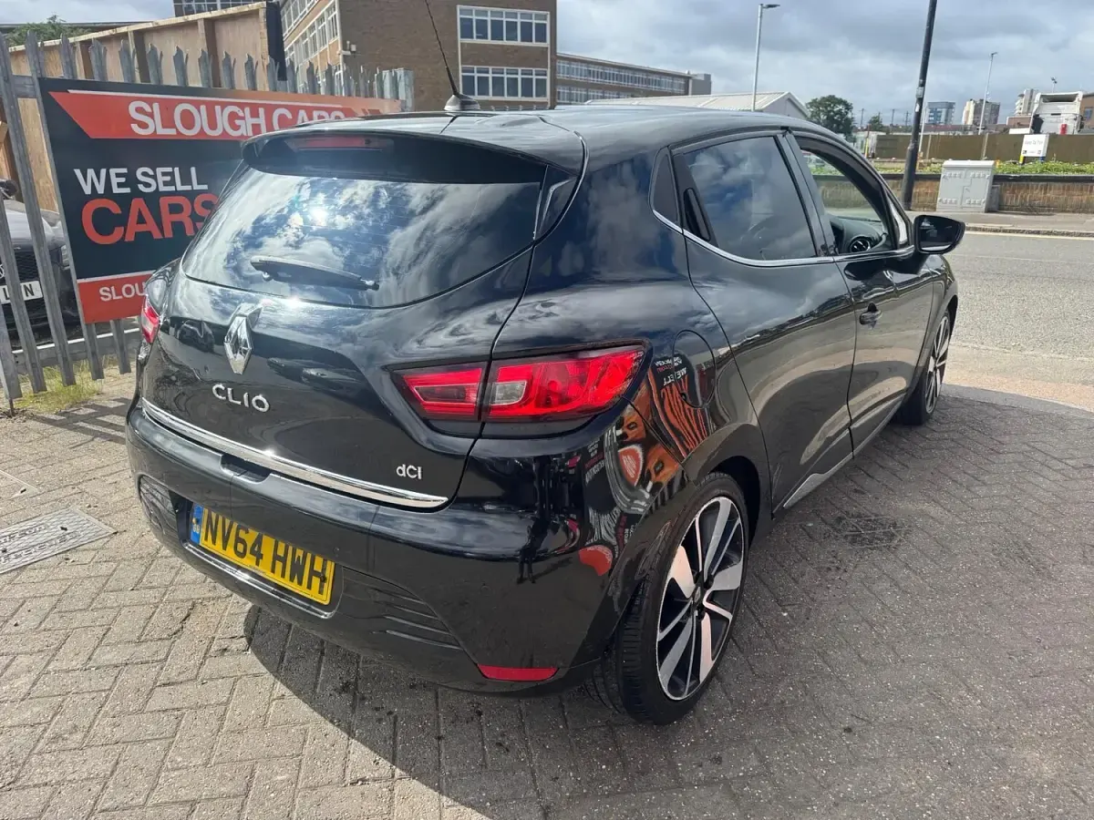 Used Renault Clio Dynamique 90 HP (66 kW) 2014 Black Hatchback