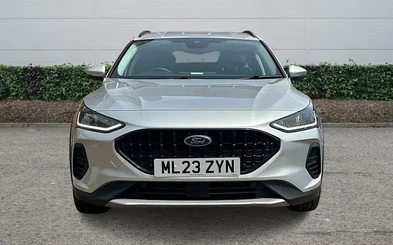 Used Ford Focus Active X 125 HP (91 kW) 2023 Silver Estate