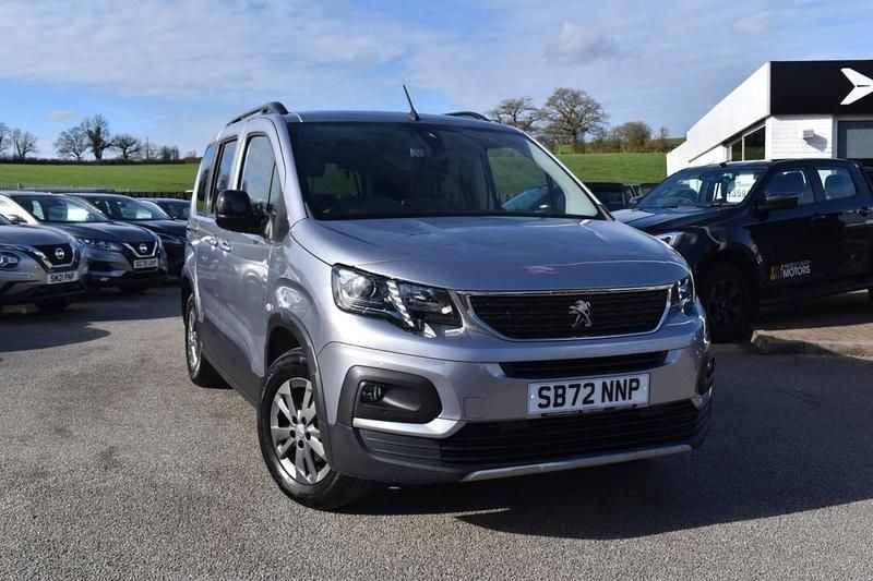 Second-hand Peugeot Rifter GT-line 131 CP (96 kW) 2023 Gri Monovolum