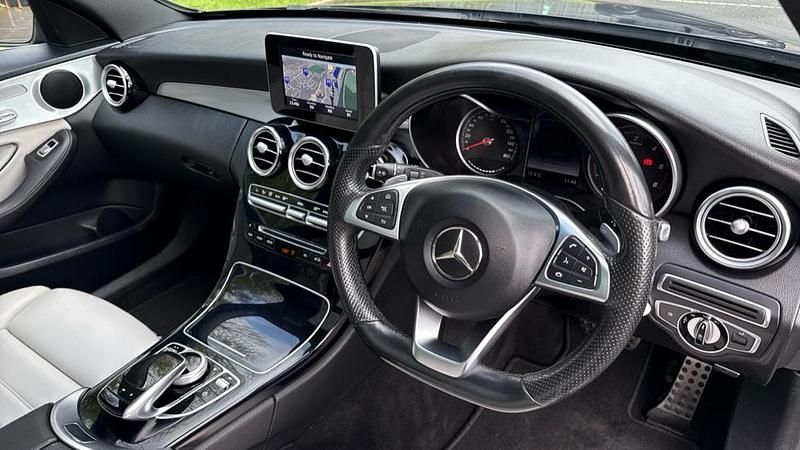 Used Mercedes C220 AMG Line Premium 170 HP (125 kW) 2017 Blue