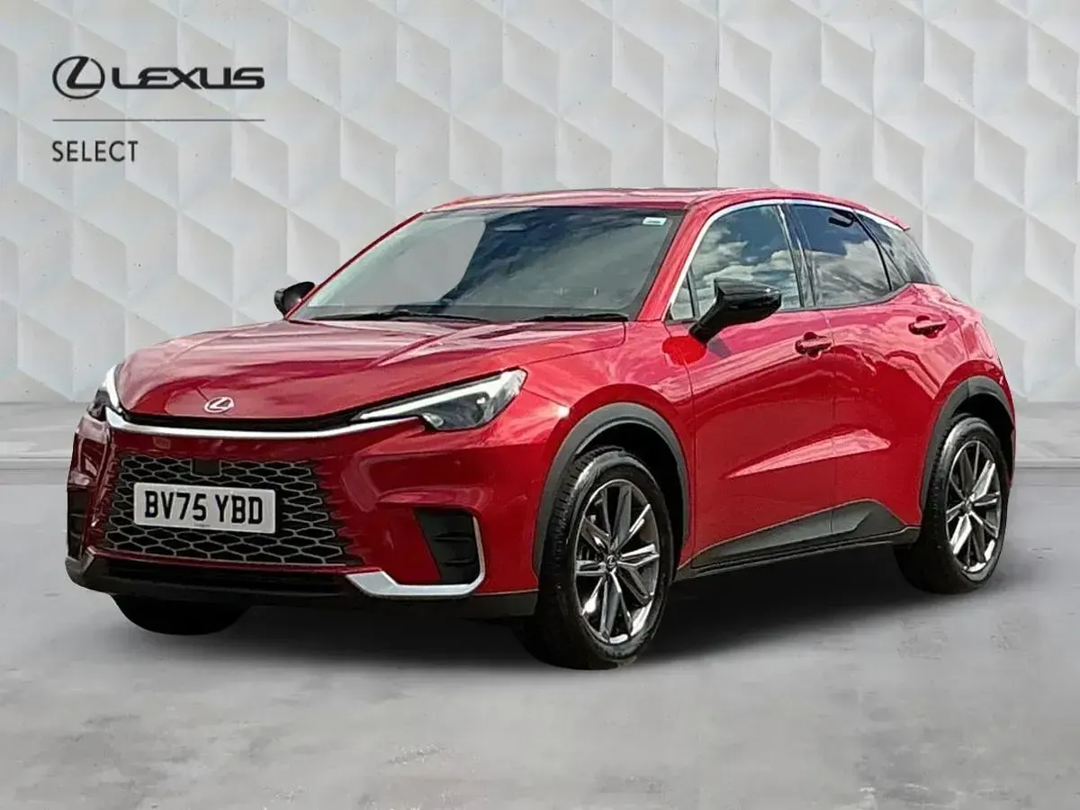 Used Lexus LBX 136 HP (100 kW) 2025 Red SUV
