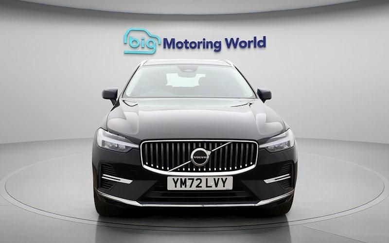 Usado Volvo XC60 Core 349 HP (256 kW) 2022 Preto SUV