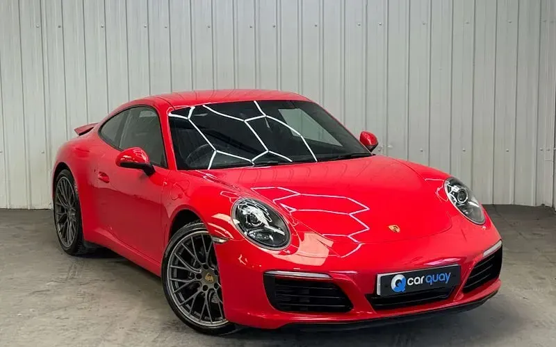 Begagnad Porsche 911 370 HK (272 kW) 2017 Sportkupé