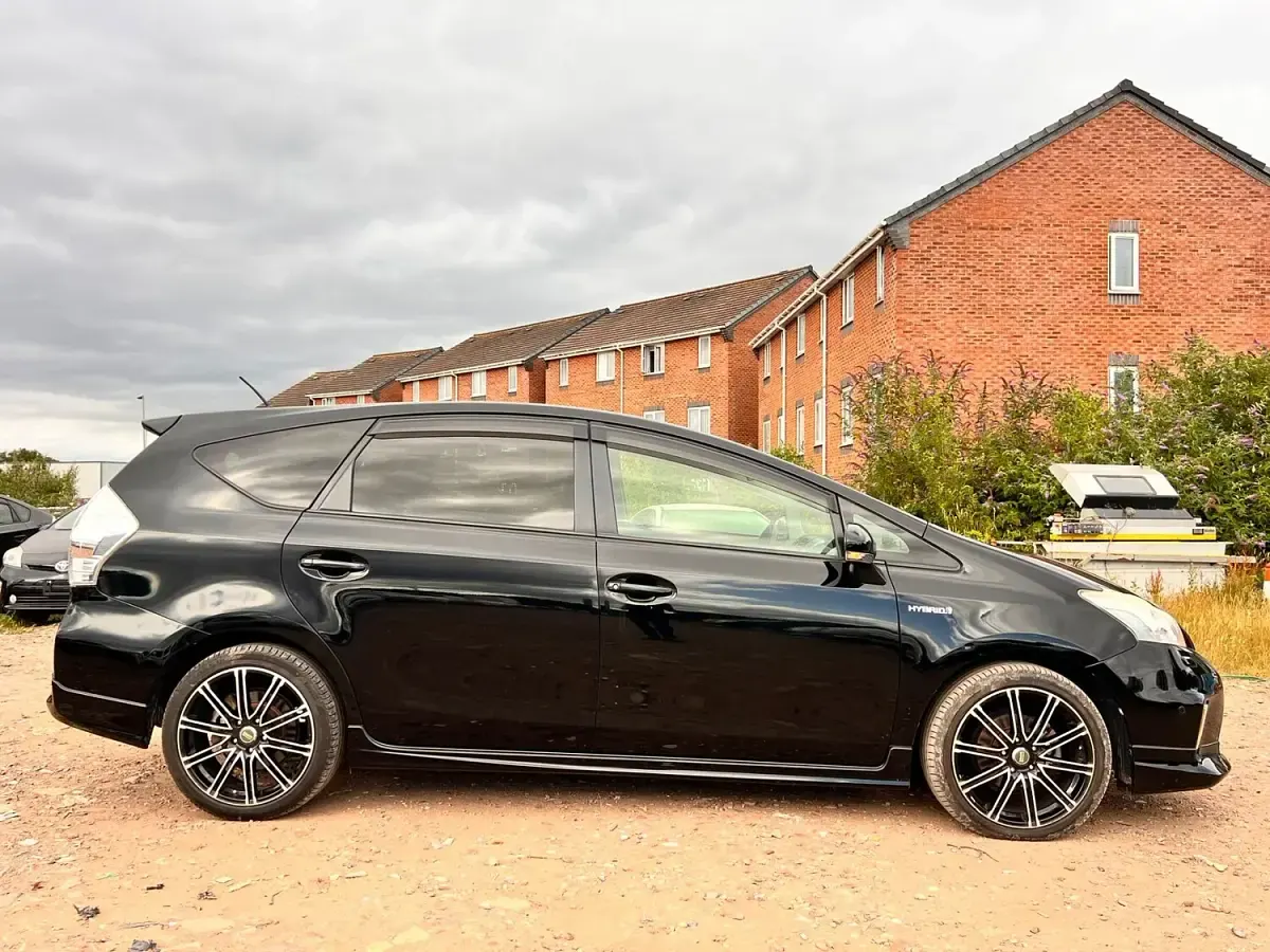 Used Toyota Prius+ 2011 Black MPV