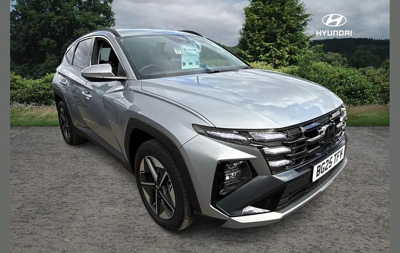 Used Hyundai Tucson Premium 248 HP (182 kW) 2025 Silver SUV