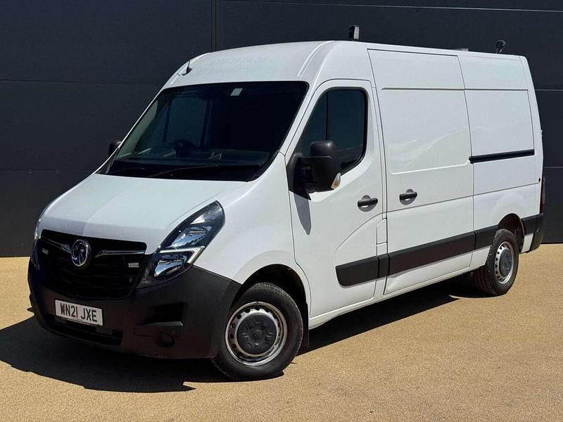 White Used 2021 Vauxhall Movano Edition Van | £9,345 (Good price) - Image 1/4