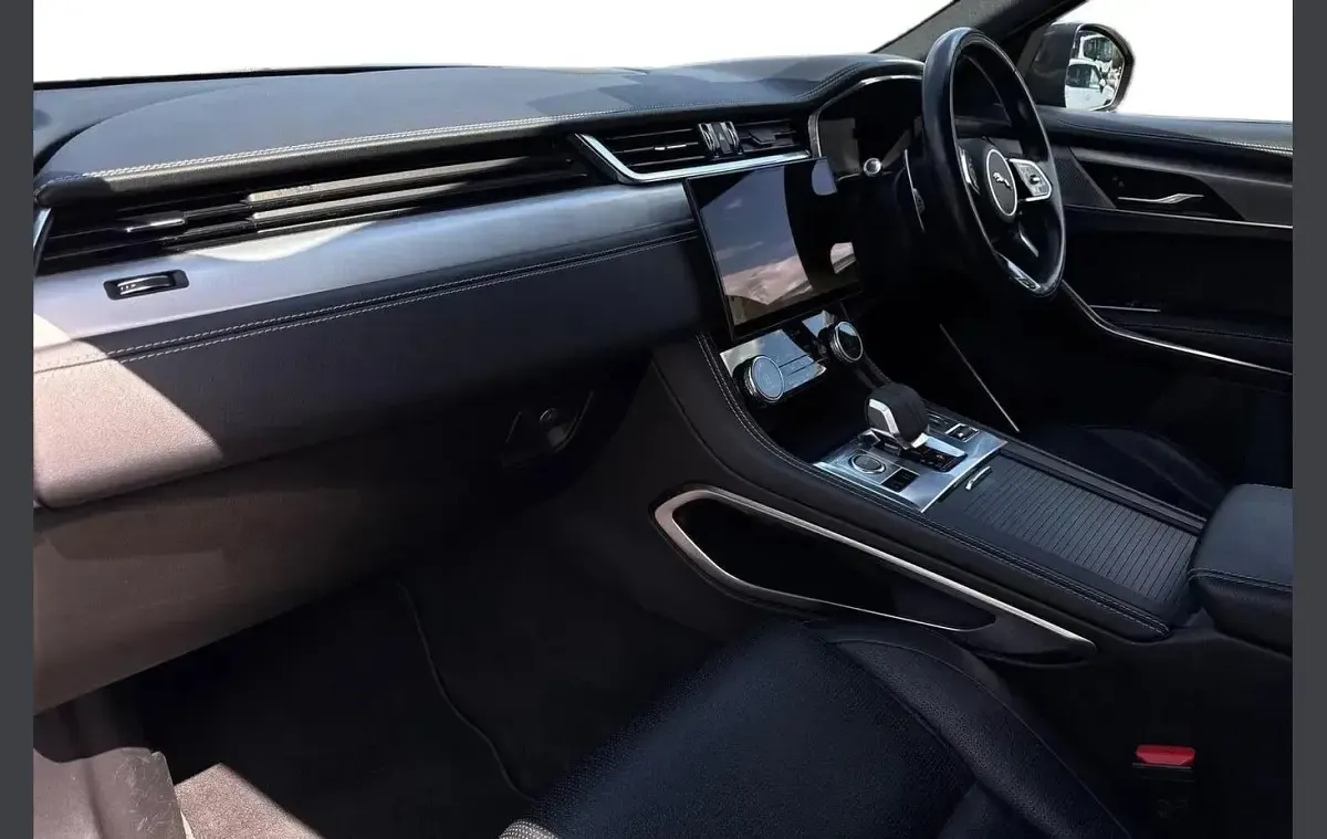 Usado Jaguar F-Pace R-Dynamic 200 HP (147 kW) 2021 Azul SUV