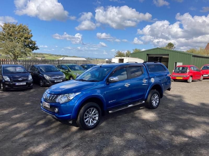 Blue Used 2015 Mitsubishi L200 Pickup | £7,495 (Good price) - Image 1/4