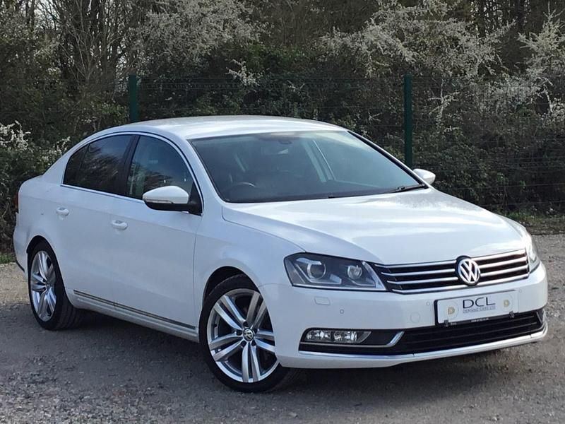 Begagnad VW Passat Executive 140 HK (102 kW) 2014 Vit Sedan