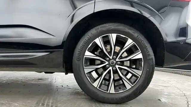 Used Volvo XC60 Plus 197 HP (144 kW) 2023 Black SUV