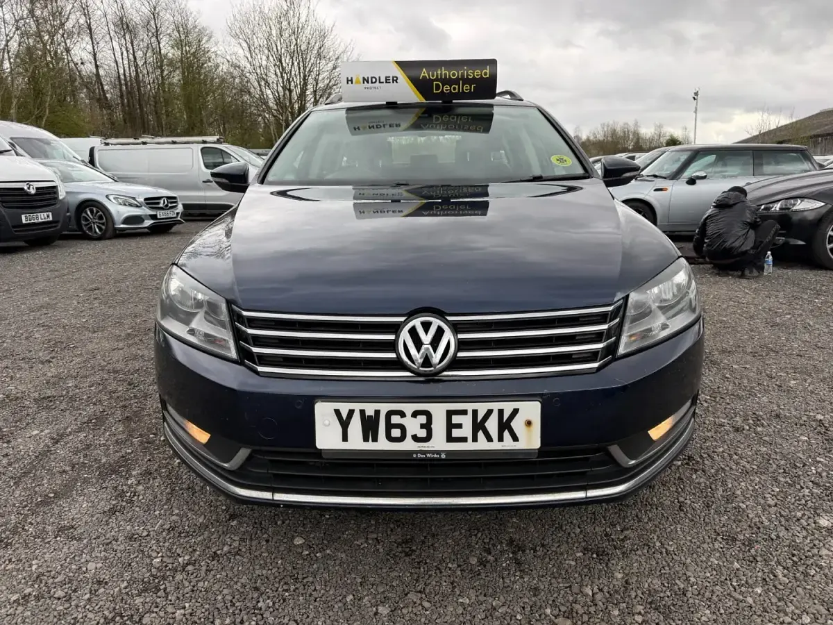 Begagnad VW Passat Executive 105 HK (77 kW) 2014 Blå Kombi