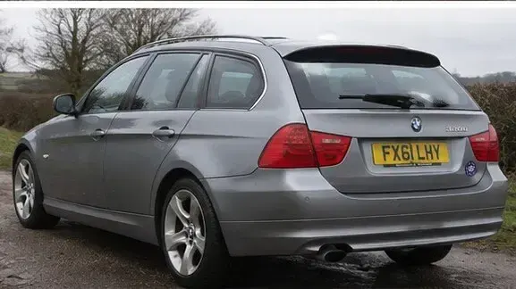 Used BMW 320 Exclusive 2011 Grey Estate