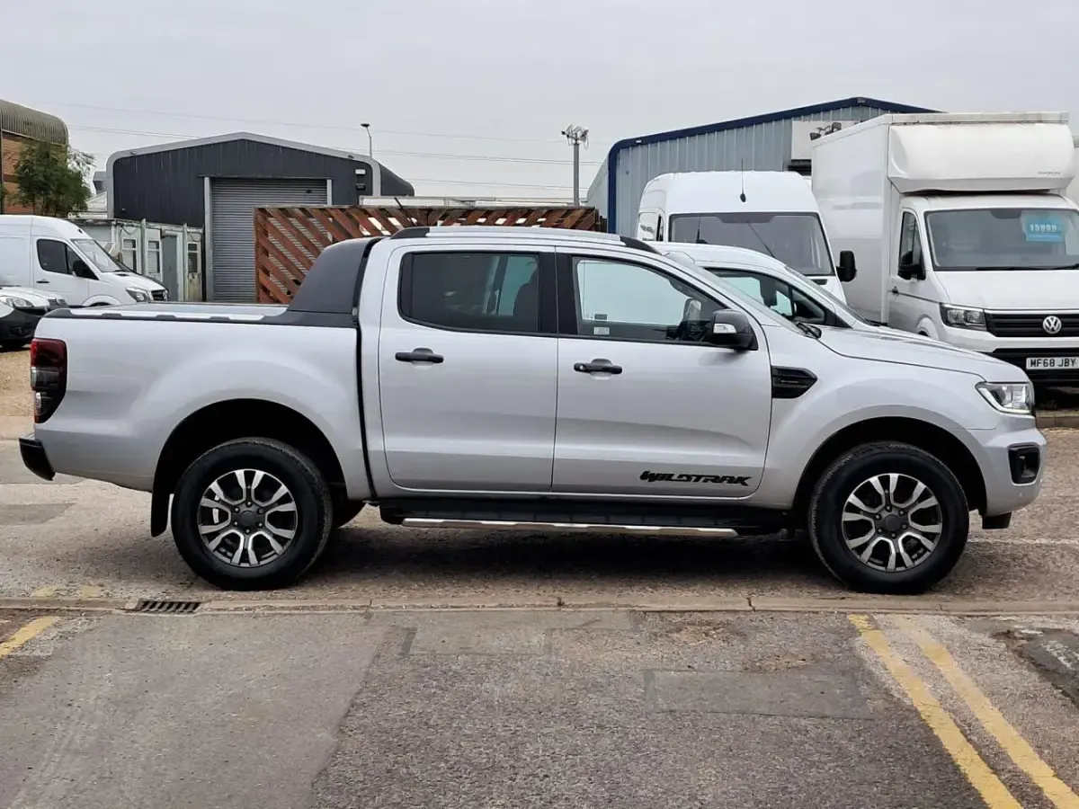 Used Ford Ranger Wildtrack 213 HP (156 kW) 2022 Silver Pickup