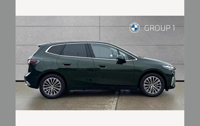 Used BMW 220 Luxury Line 154 HP (113 kW) 2023 Green Estate