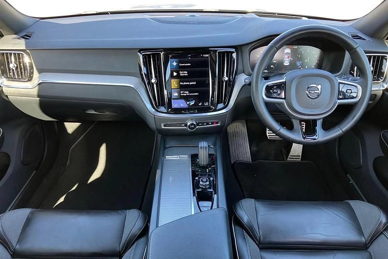 Used Volvo S60 R-Design 250 HP (183 kW) 2022 Grey Sedan