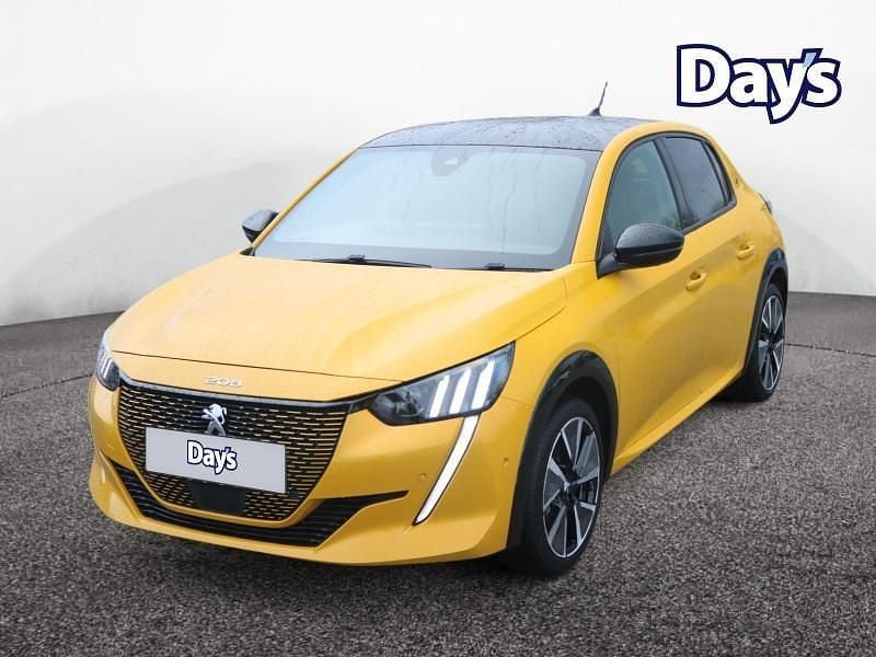 Used Peugeot e-208 Premium 100 kW (136 HP) 2022 Yellow Hatchback